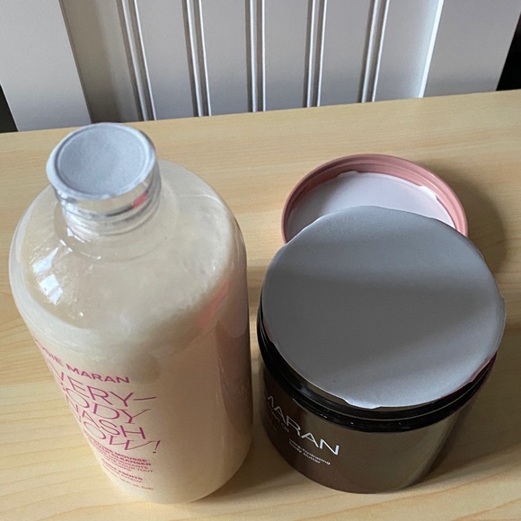 Josie Maran Juicy Fruits Body Wash and Whipped Argan Oil Set - Picture 2 of 2